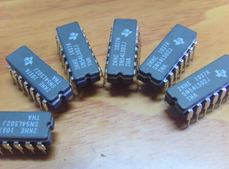 ��Ӧ��2��������SN54LS02J/883